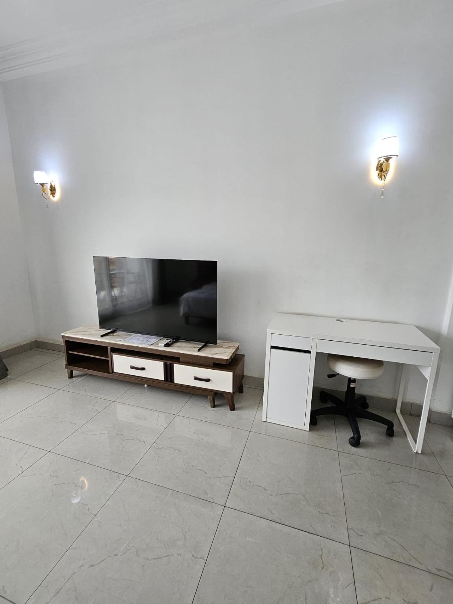 Octave'S Apt Pointe Noire Esterno foto