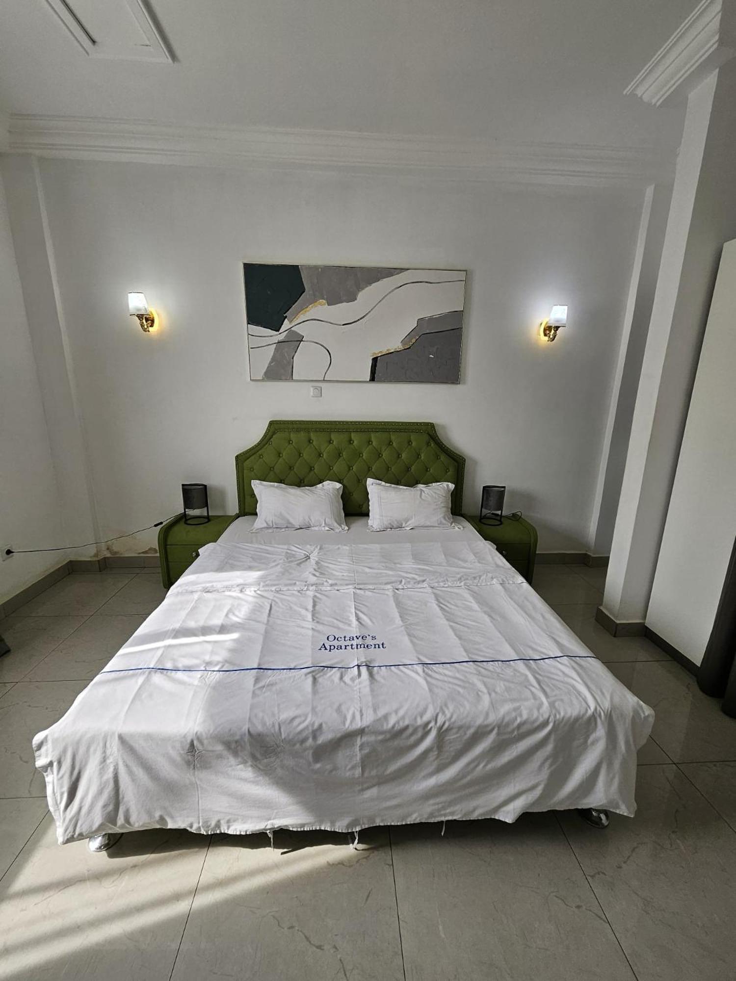 Octave'S Apt Pointe Noire Esterno foto
